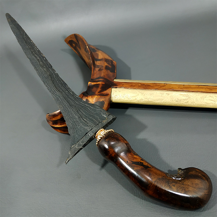 Keris Bethok brojol Pamor Adeg Mrambut Sepuh Kuno - Gambar 4