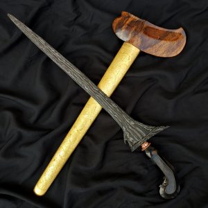 Keris Lurus Tumenggung Pamor Setro Banyu Tuban Sepuh Kuno