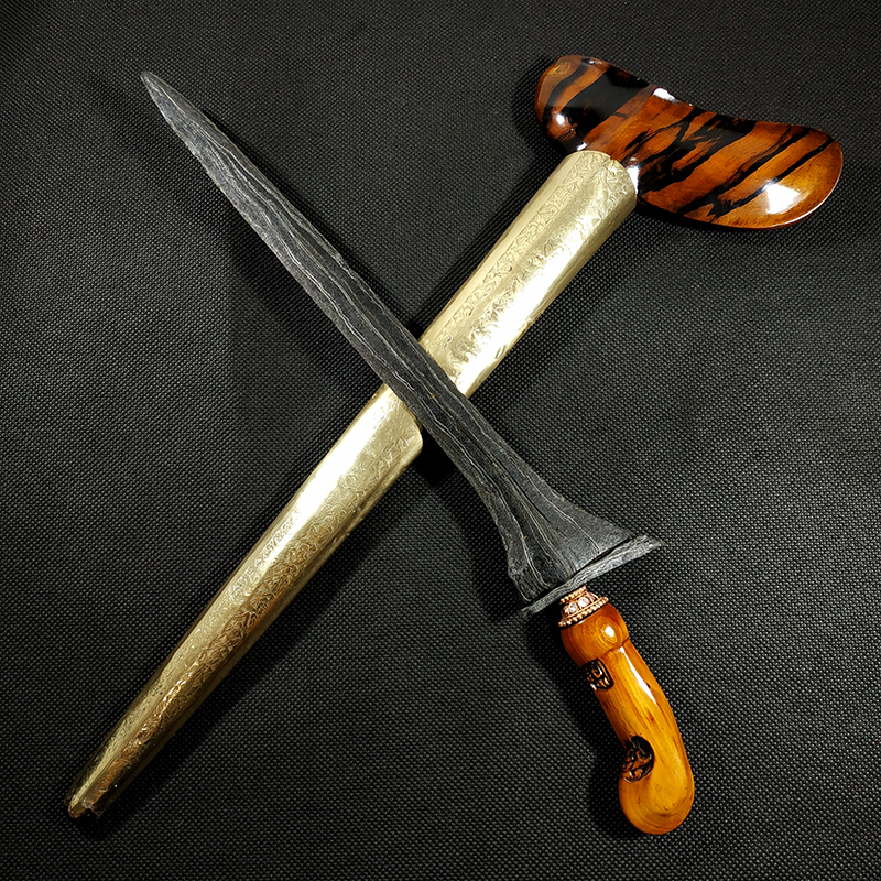 Keris Tilam Upih Pamor Adeg Wengkon Tangguh Tuban Majapahit Kuno