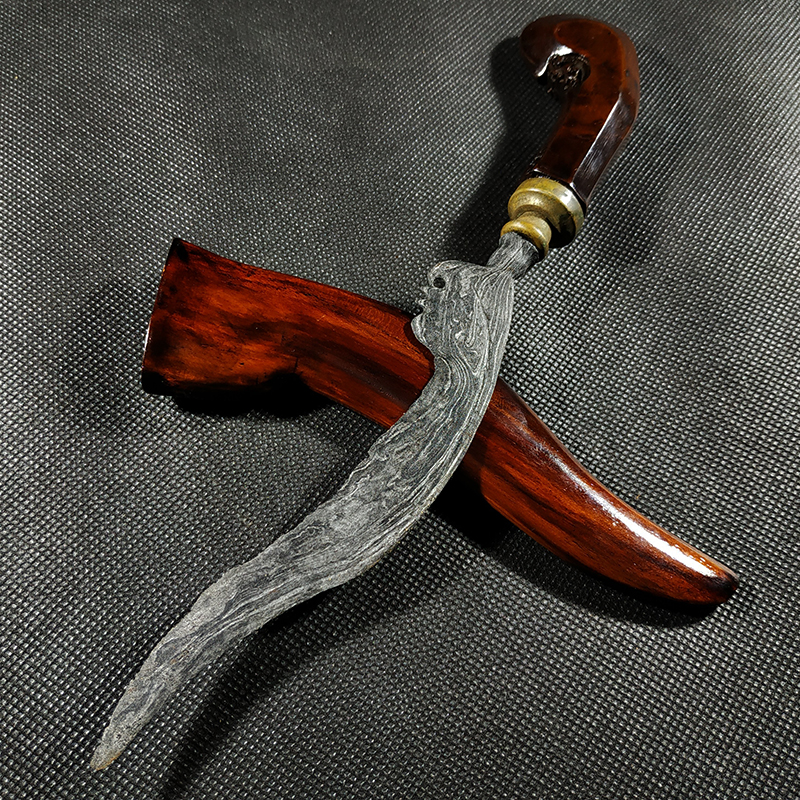 Pusaka Kujang Naga Primitif Tangguh Pajajaran Pamor Banyu Mili